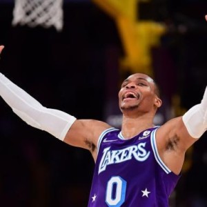 联赛数据-NBA流言：比尔离队传言已消失 76人仍盼西蒙斯归队